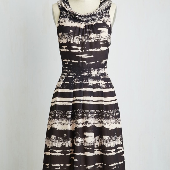 ModCloth Dresses & Skirts - Captivating Consultation Dress  Modcloth